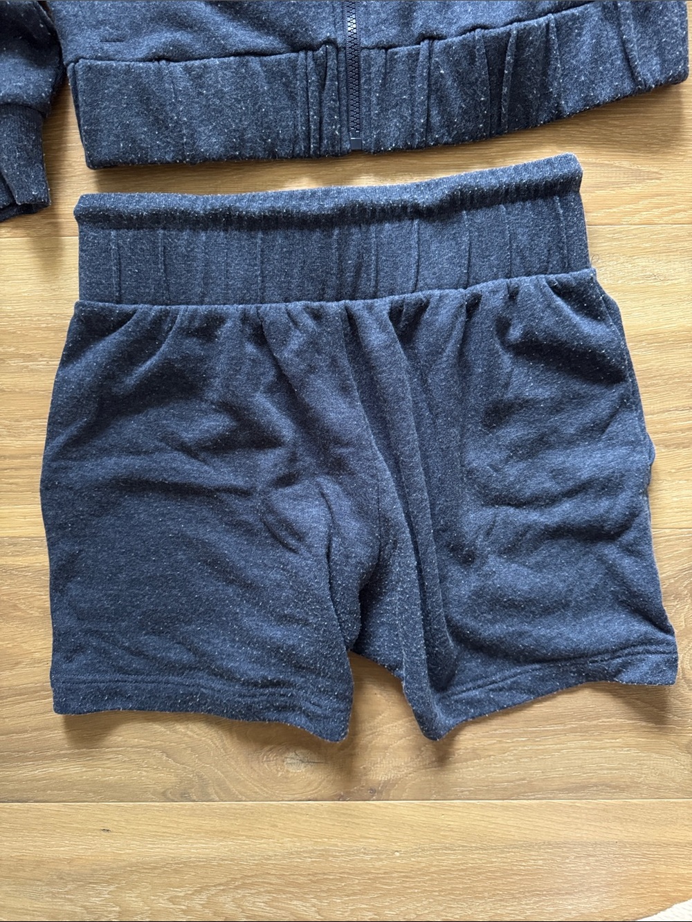 Lou & Grey Matching Set - Picture 3 of 10